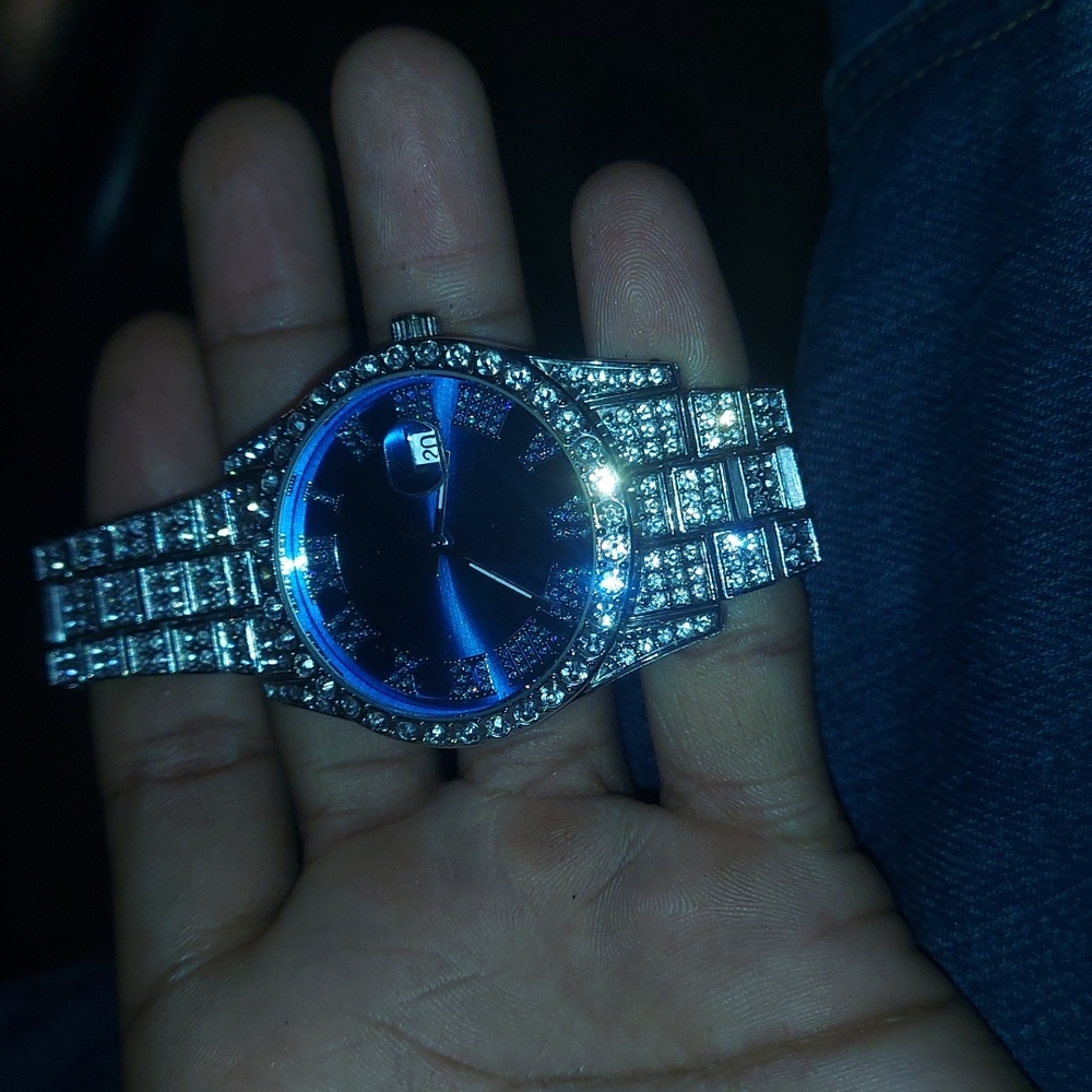 This is a watch I bought from Kay jewelry